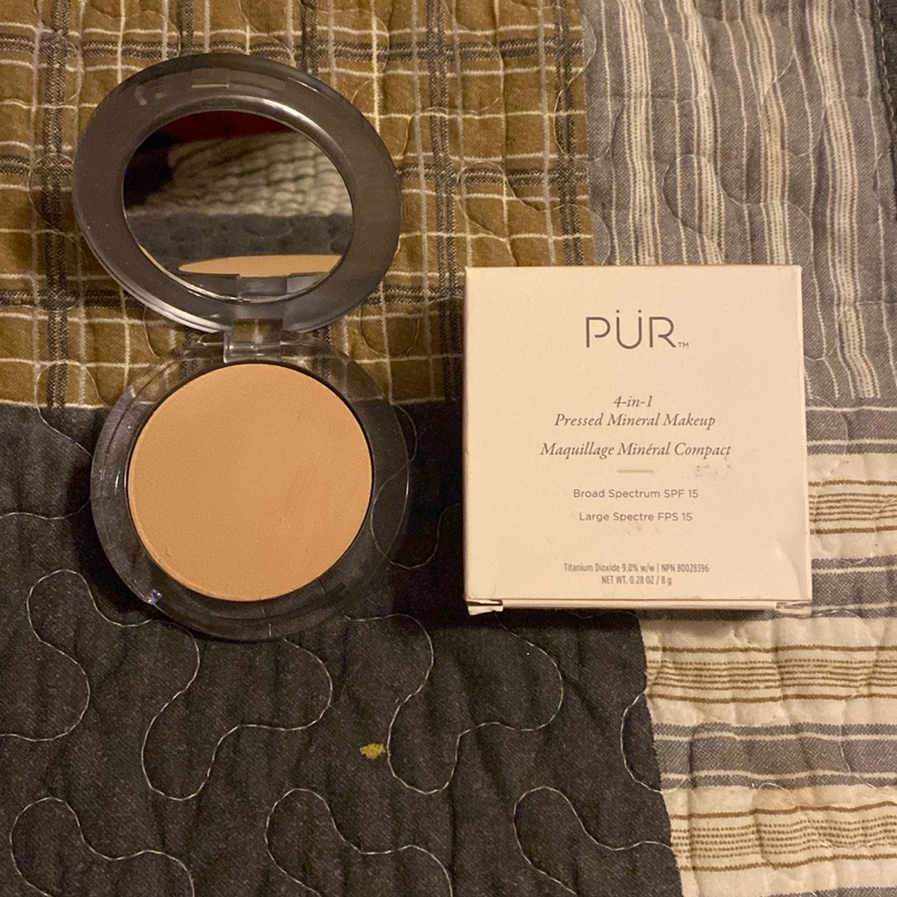 BNIB PUR 4-N-1 Pressed Mineral Makeup. (Blush Medium)